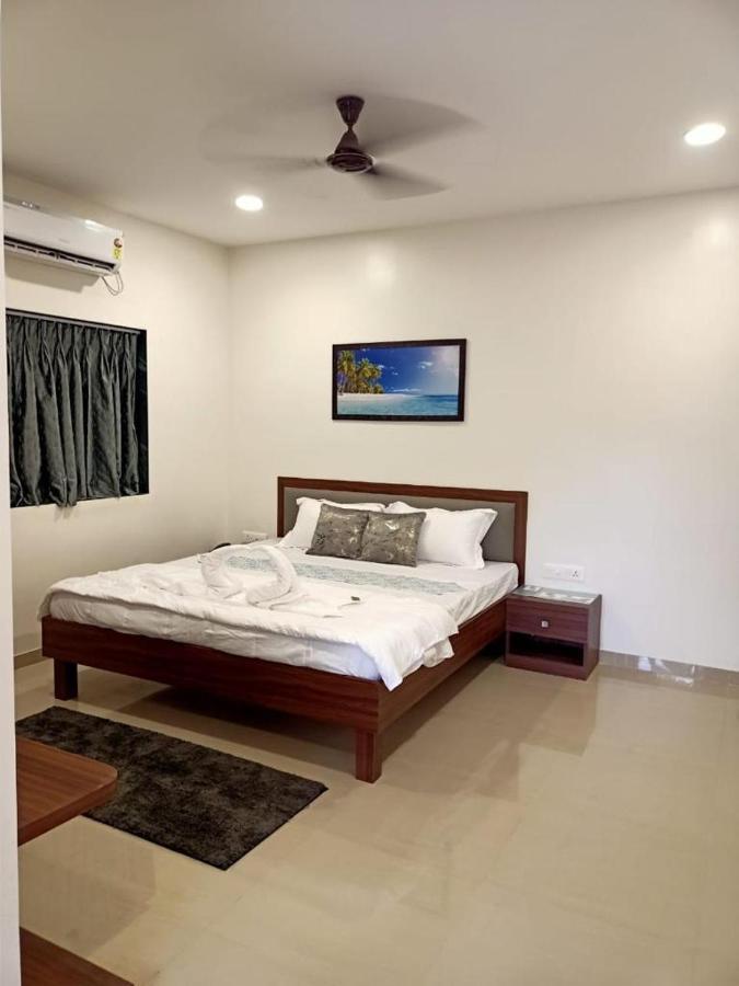 Srushti Sea Villa Resort Diveāgar Buitenkant foto