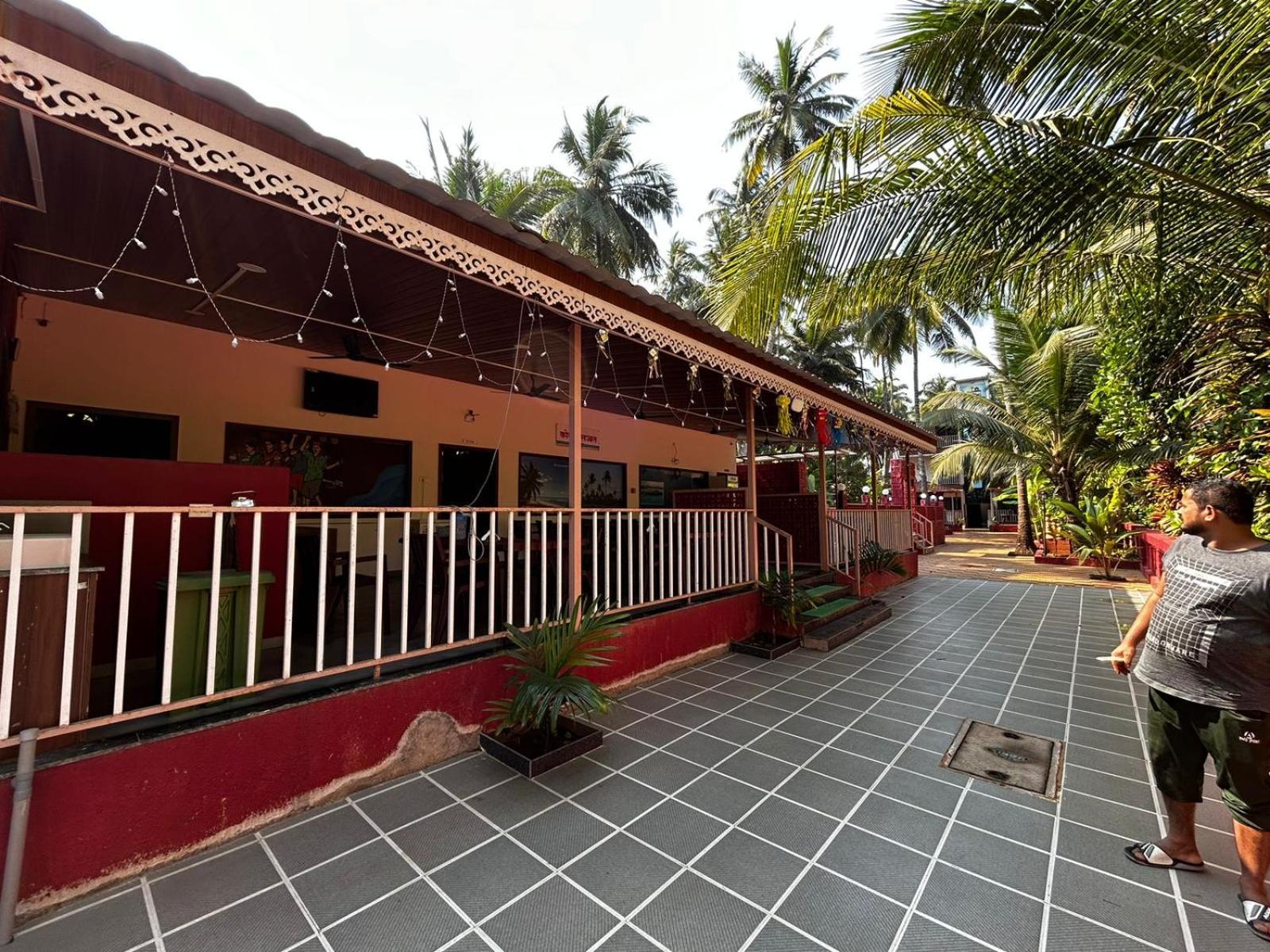 Srushti Sea Villa Resort Diveāgar Buitenkant foto